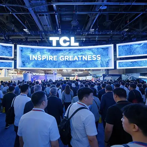 TCL displays the future of visual technologies and intelligent living