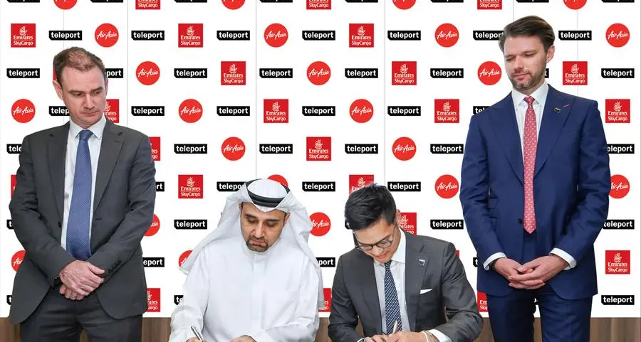 Emirates SkyCargo and Teleport, exclusive cargo partner of AirAsia sign preferred partnership