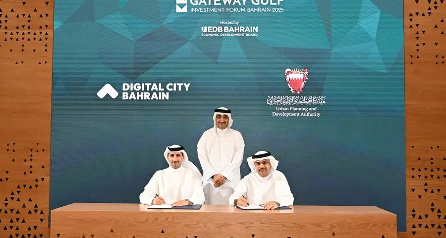 On the sidelines of Gateway Gulf forum 2025 master plan for digital city Bahrain submitted to the Urban planning and development authority