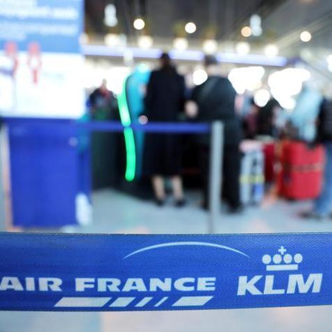 KLM temporarily suspends ticket sales for Amsterdam flights