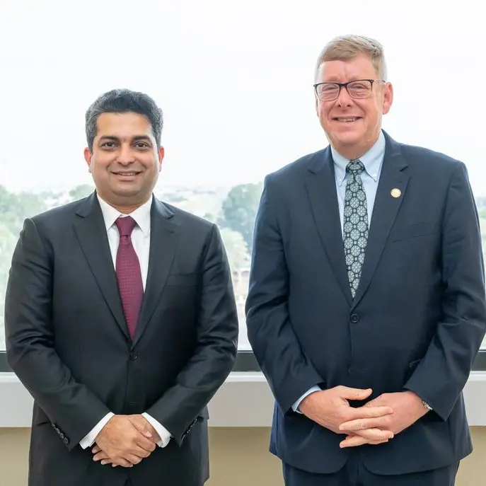 Alumnus Atheeqe Ansari establishes Electric Way Endowed Scholarship at AUS to support talented students