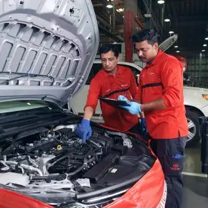 Al-Futtaim Toyota takes a big bite off its prices for expert services