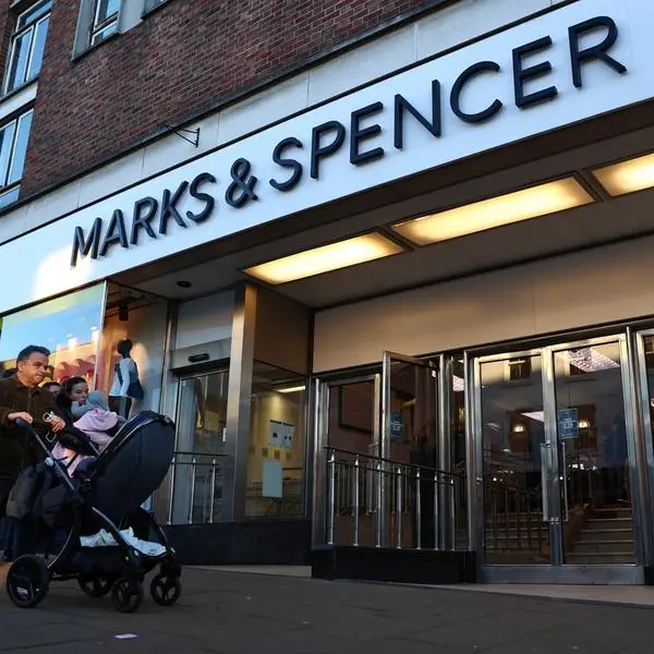 UK retailer Marks & Spencer reverts to single CEO