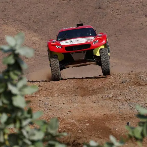 Brazilian driver to race Dakar Rally with borrowed car after pirates delay original vehicle