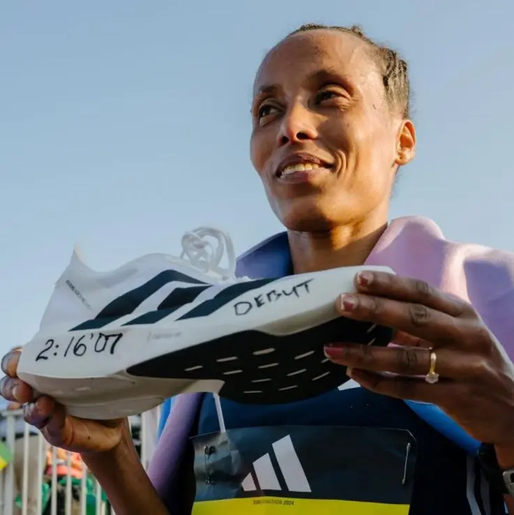 Adidas athlete breaks marathon world record at the Dubai Marathon