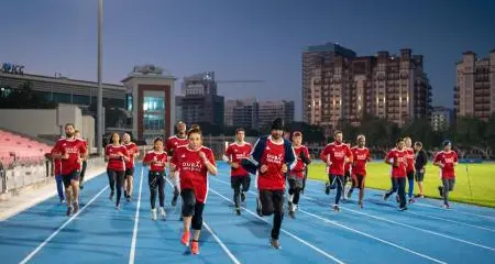 Dubai Holding Corporate Team Gears Up for the 2020 Dubai Marathon with a series of tailored training sessions