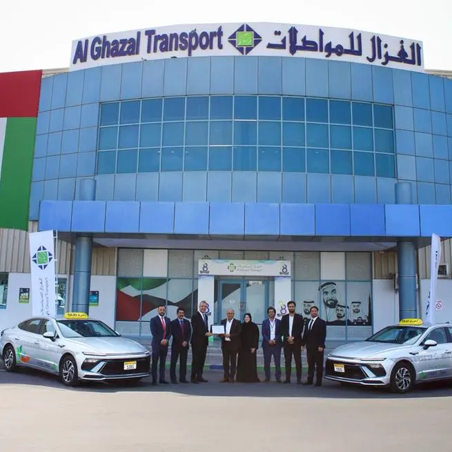 Hyundai UAE completes handover of 77 Sonata hybrid taxis to Al Ghazal Transport in Abu Dhabi