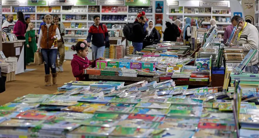 Egyptians hope to bag bargains at book fair as crisis bites
