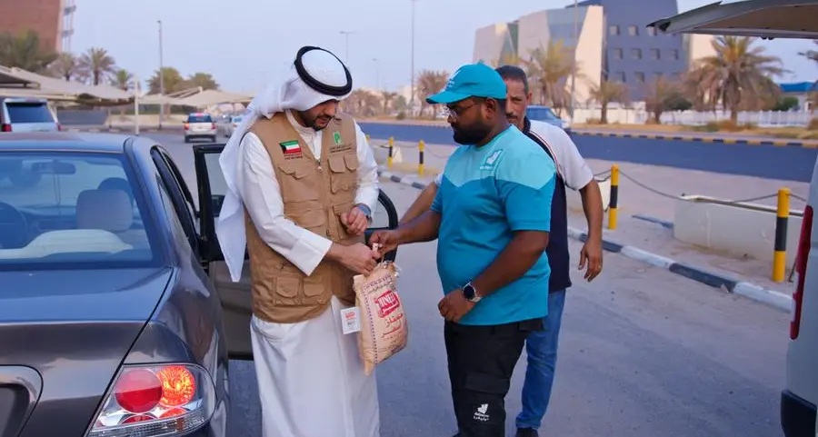 Deliveroo, IICO, & stc celebrate International Charity Day with distribution of food and essentials