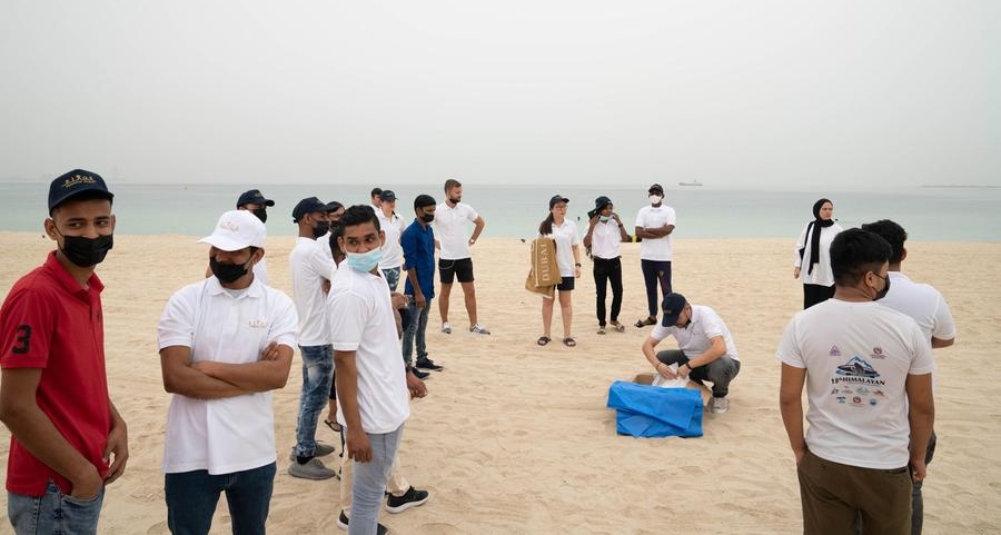 Rixos Premium Dubai in partnership with Dubai Municipality clean up Kite Beach