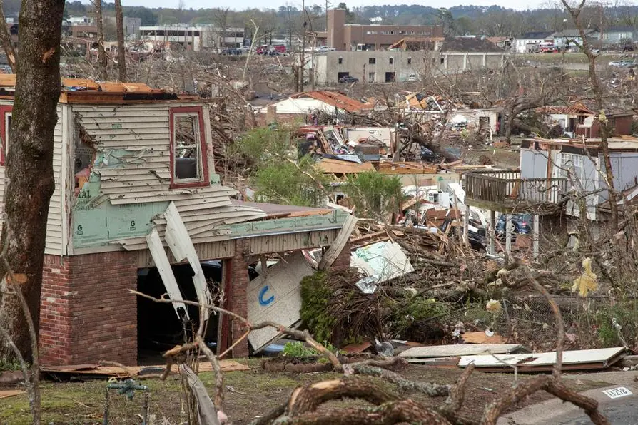 Catastrophic' Arkansas tornado kills 3, Illinois storm leaves 1 dead