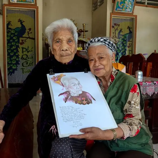 Vietnam artist in race to ensure 'heroic mothers' not forgotten