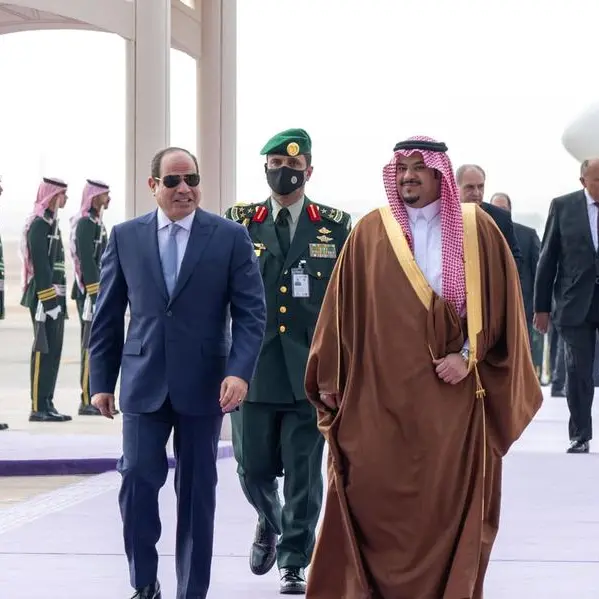 Egyptian President arrives in Riyadh for Arab-China Summit