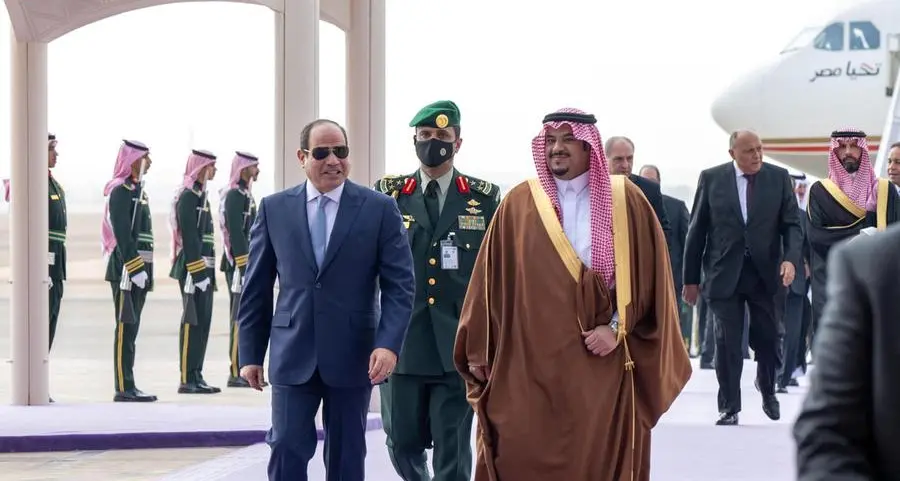 Egyptian President arrives in Riyadh for Arab-China Summit