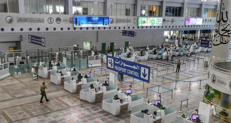 Saudi minister inspects arrangements for Ramadan rush at King Abdulaziz International Airport