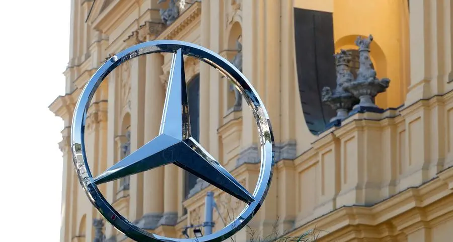 Mercedes-Benz to quit Russian market, sell shares to local investor