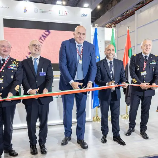 Italian Defense Minister officiates the Italian Trade Agency Pavilion at Dubai Airshow 2023