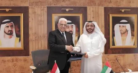 Hamdan Bin Mohammed Smart University signs MoU with Egypt's SMART company