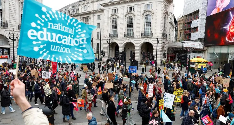 UK govt, teaching unions to start 'intensive' talks to end strikes
