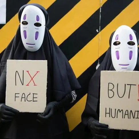 Thai protesters call on king to give up royal fortune