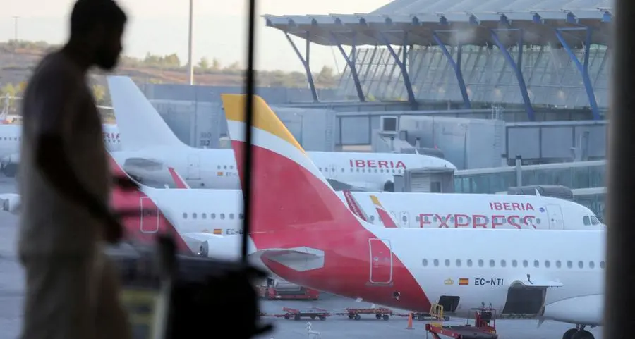 Spain airport ground service workers plan New Year strike, Iberia says