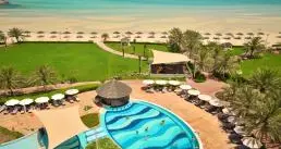 Danat Jebel Dhanna Resort receives HolidayCheck Award