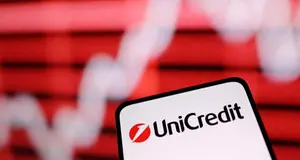 UniCredit buys 4.5% Commerzbank stake from German government