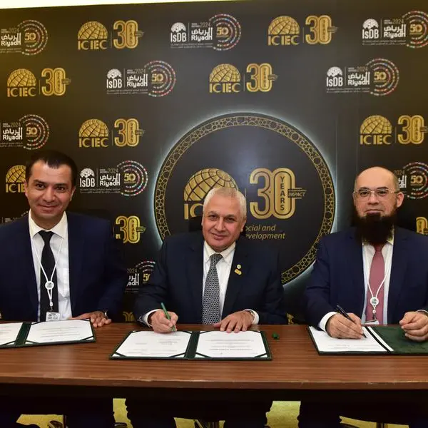 ICIEC, JSCB Agrobank, and Standard Chartered collaborate