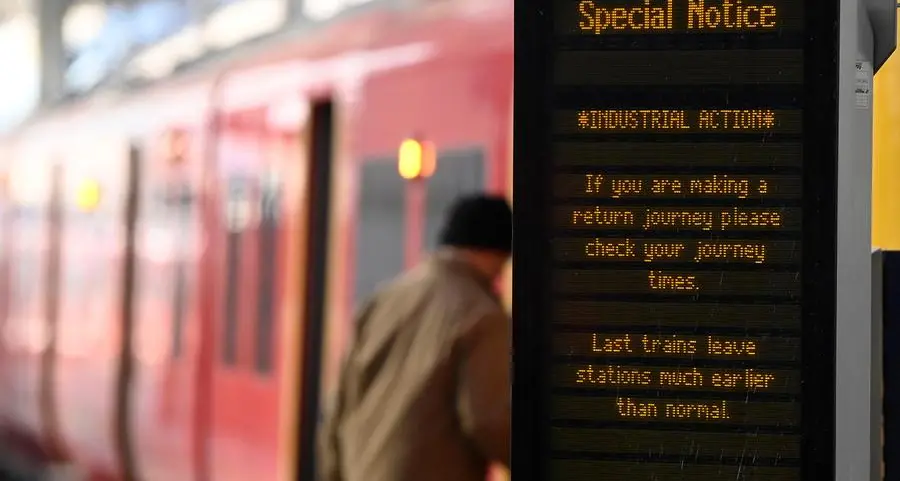 UK train workers to walk out on Jan. 5 over pay dispute