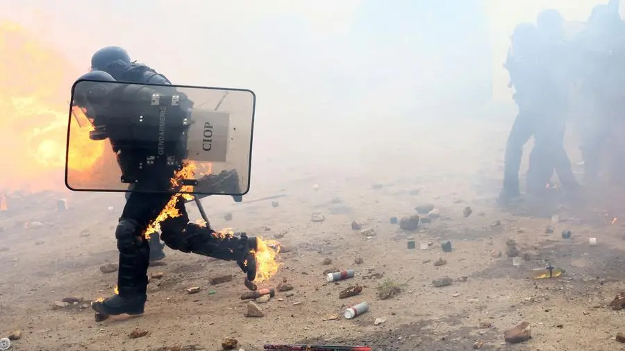 French police clash with protesters opposed to reservoir plans
