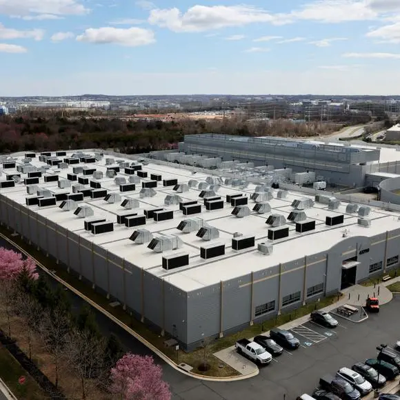 Investors press Amazon, Microsoft and Google on water, power use in US data centers