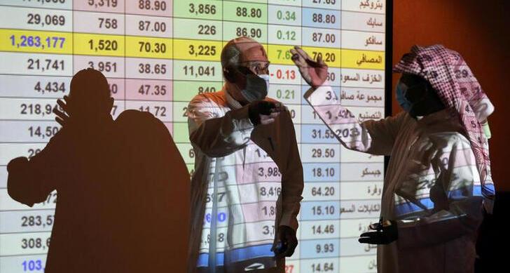 السوق الثلاثاء: ارتفاع بورصتي السعودية وقطر وتراجع كبير لمصر