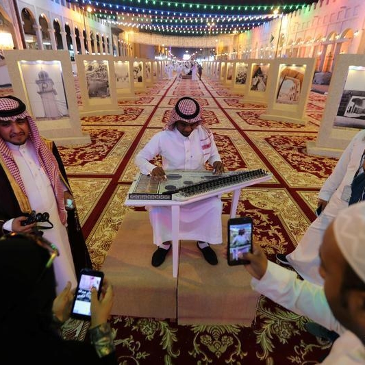Saudi introduces amendments to tourist visa program, enables GCC residents of applying online