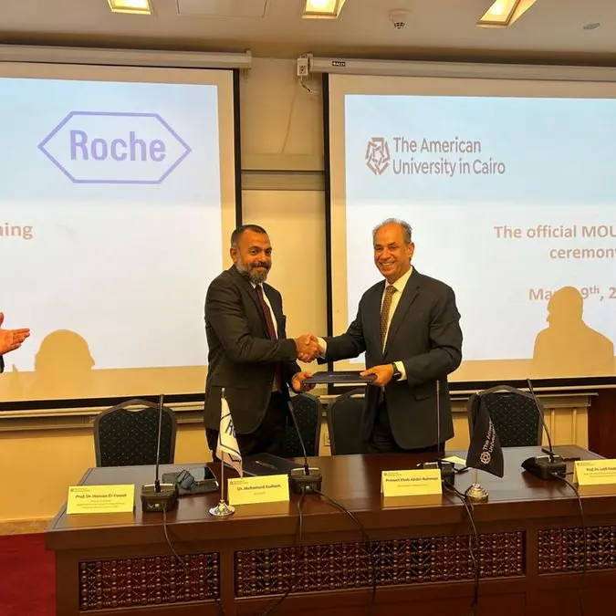 Roche signs MoU with AUC to support the development of the public healthcare sector in Egypt