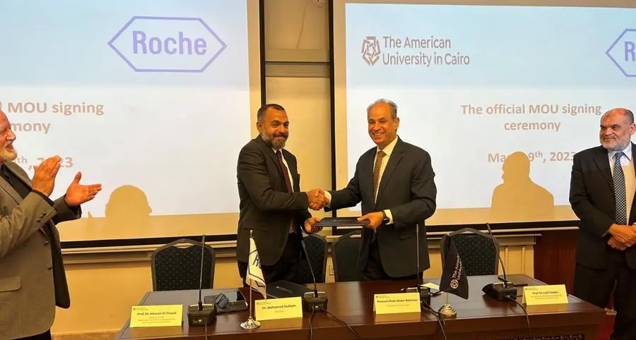 Roche signs MoU with AUC to support the development of the public healthcare sector in Egypt