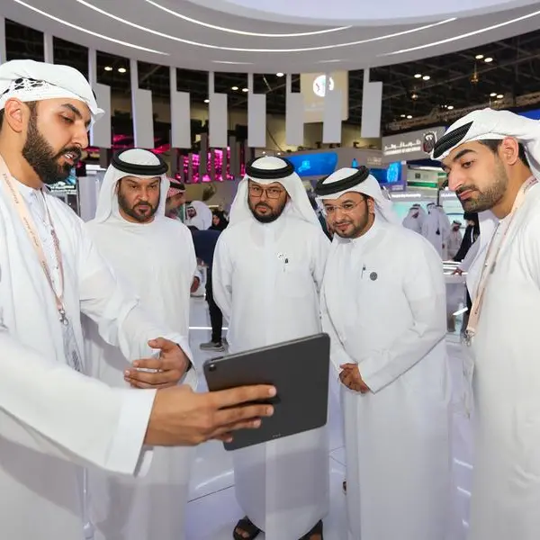 Sharjah Government Pavilion at GITEX Global hosts virtual reality workshop simulating the future of governments in the metaverse
