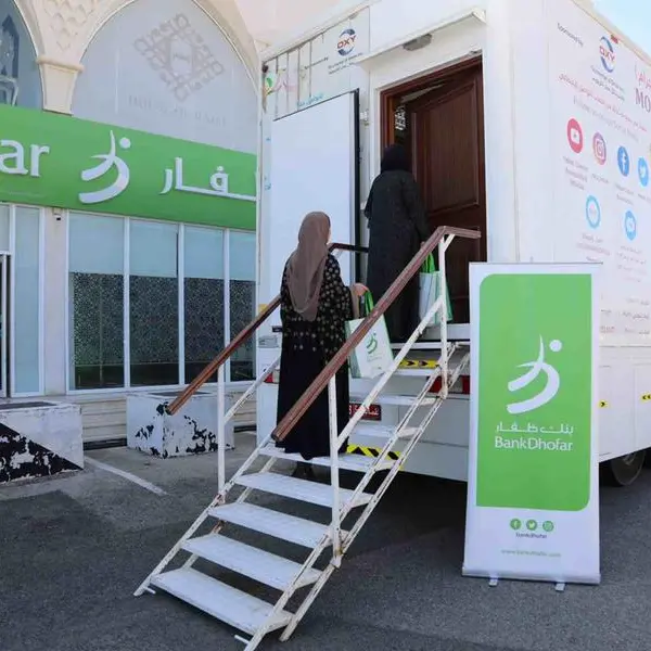 BankDhofar provides a mobile screening unit to raise awareness of breast cancer in three branches