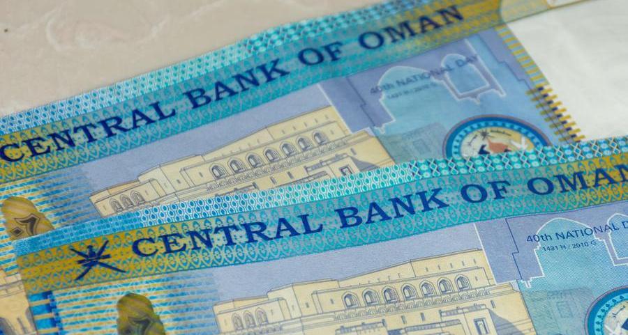 البنك المركزي العُماني يرفع سعر الفائدة 75 نقطة أساس
