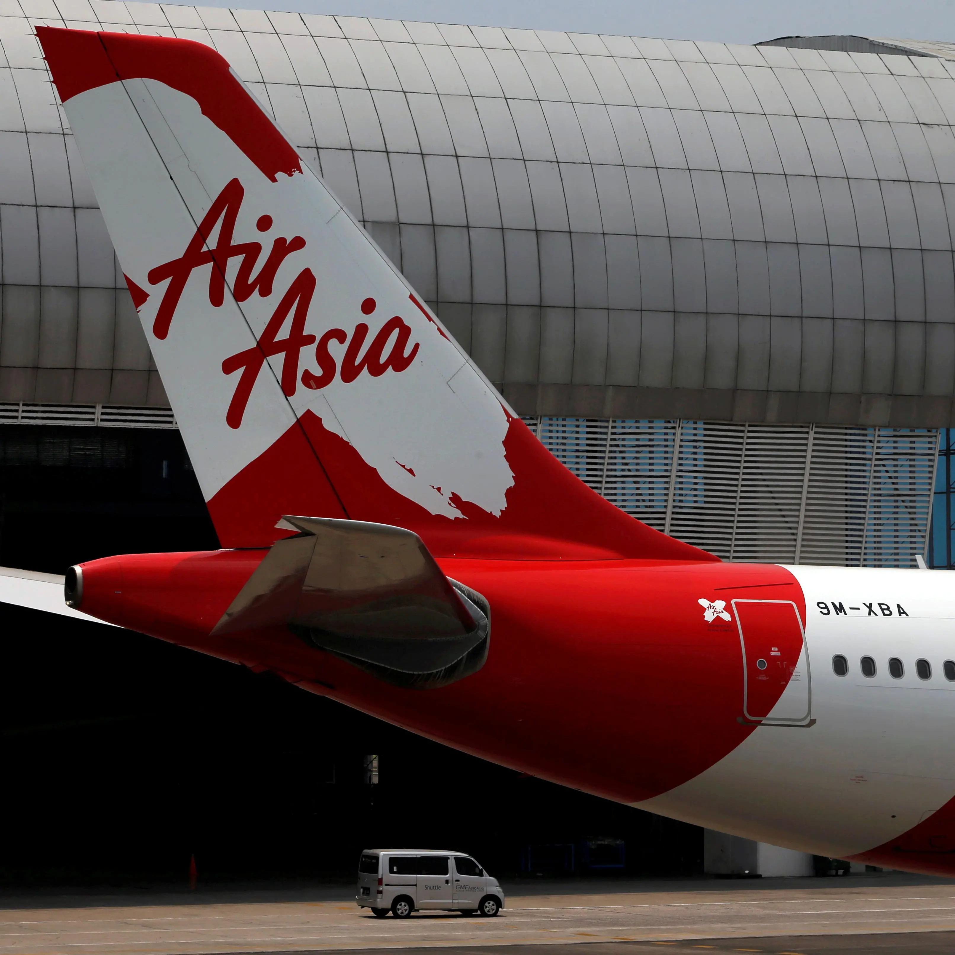 Malaysia's AirAsia X assures recovery for lessors in new restructuring proposal