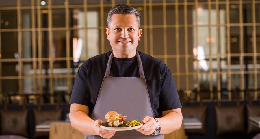 Turkish chef extraordinaire Esat Akyildiz opens new concept restaurant, Yedi, at Le Royal Meridien Doha