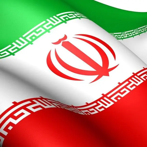 إيران تكشف عن أول ناقلة طائرات مسيرة