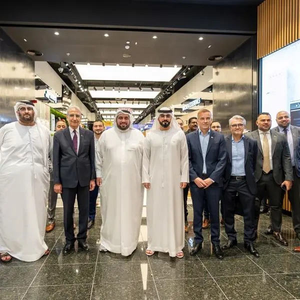 Leading UAE retail operator opens three stores in one day