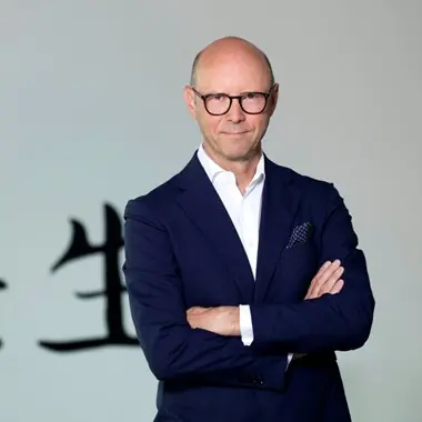 Canon EMEA appoints Peter Saak to lead Integrated Printing & Services Group