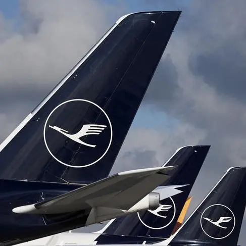 Lufthansa to sell catering unit LSG