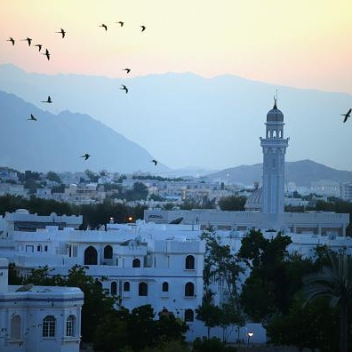 التضخم يرتفع في عمان 2.4% خلال مايو على أساس سنوي