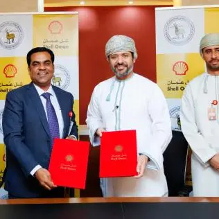 Shell Oman inks agreement with National Plastics Factory to supply made in oman packs for lubes