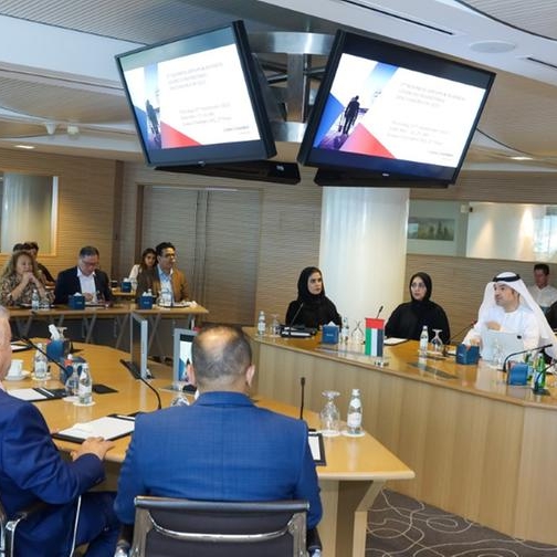 غرفة تجارة دبي تستعرض المشهد الاقتصادي وتناقش فرص وتحديات مجتمع الأعمال في الإمارة