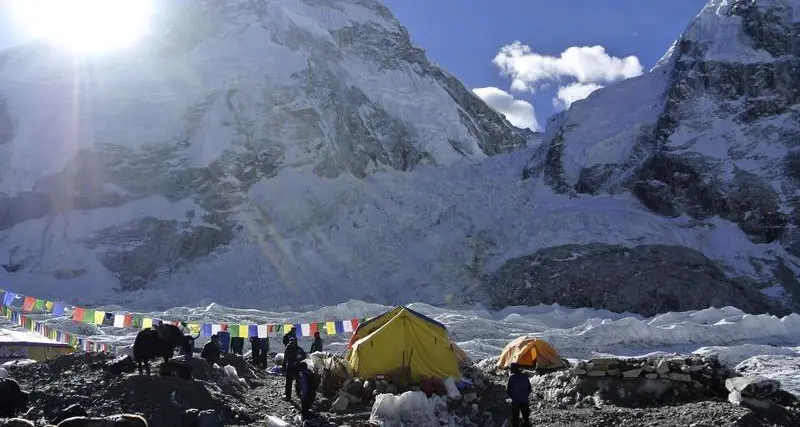 Etihad Airways chef brings fine dining to Mount Everest, breaking Guinness World Record