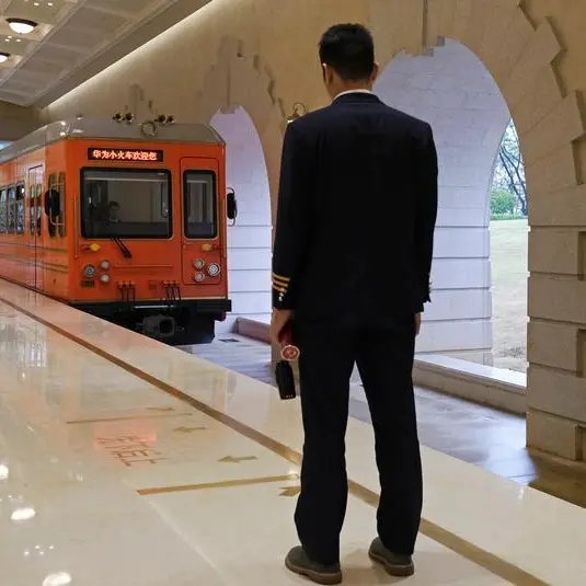 China renames, restructures state railway giant in reform push