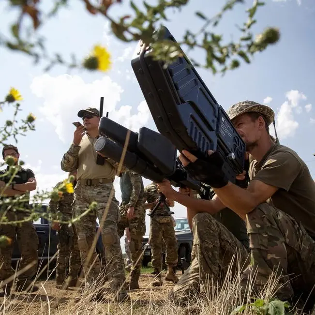 Canada to send rifles, radios in new Ukraine aid package